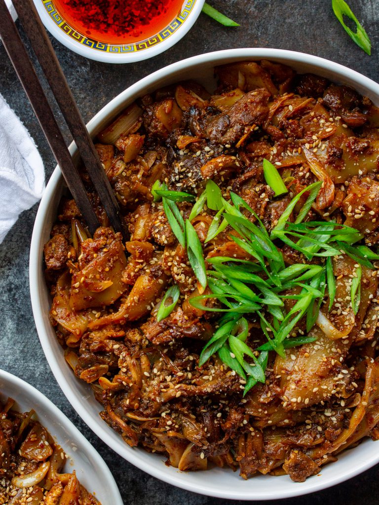 Garlic Sesame Gochujang Noodles